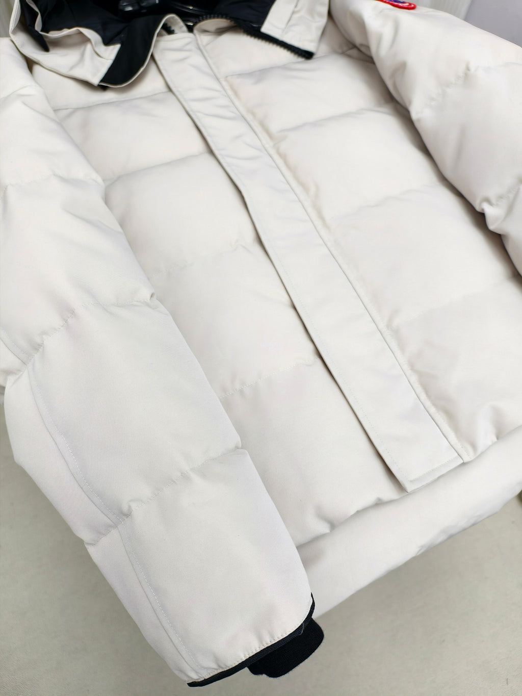 Canada Goose Ivory White Quilted Hooded Puffer Jacket