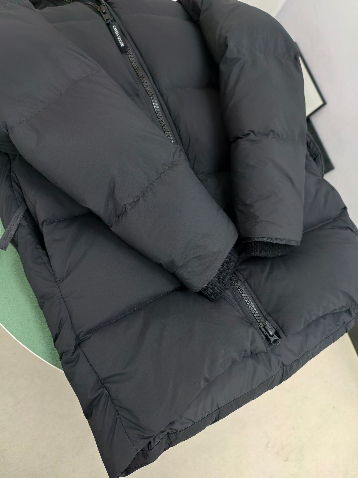 Canada Goose Black Classic Patch Hooded Puffer Jacket