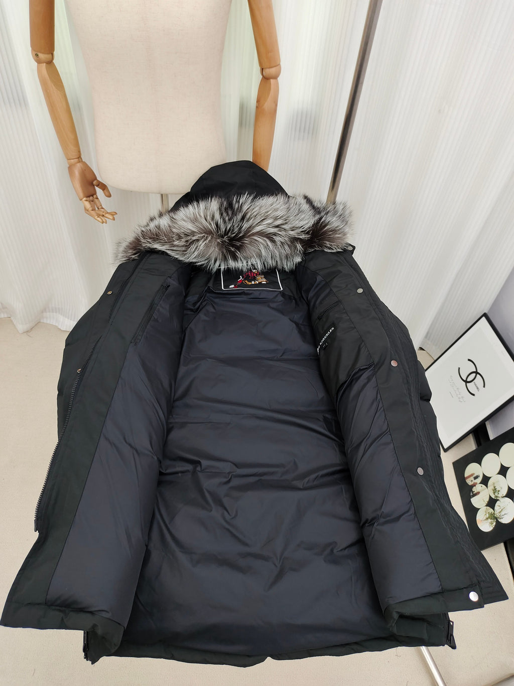 Moose Knuckles Charcoal Gray Longline Quilted Hooded Parka