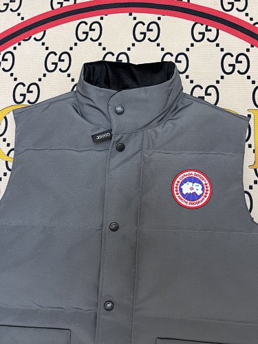 Canada Goose Charcoal Gray Classic Logo Quilted Puffer Vest